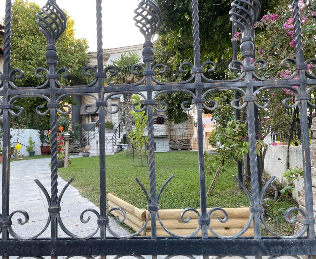 Nikiti Palataki Villa ภายนอก รูปภาพ