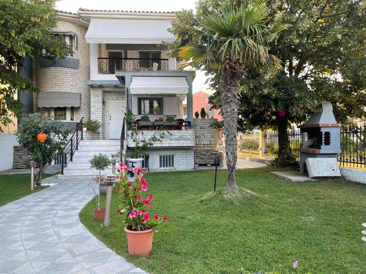Nikiti Palataki Villa ภายนอก รูปภาพ